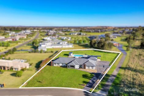 Property photo of 2 Ventana Court Luddenham NSW 2745