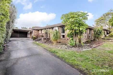 11 KARABIL CL, SCORESBY, VIC 3179