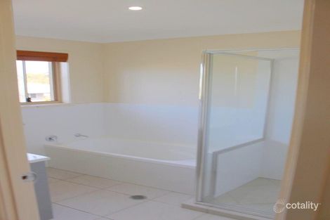 Property photo of 2/11 Tripcony Place Wakerley QLD 4154