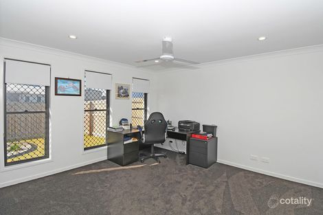 Property photo of 4 Wallace Court Urangan QLD 4655