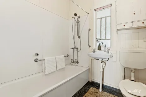 Property photo of 39 Hill End Terrace West End QLD 4101