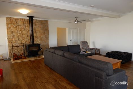 Property photo of 37 Urquhart Street Gordon VIC 3345