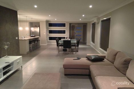 Property photo of 17 Maddock Drive Cranbourne East VIC 3977
