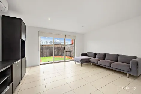 Property photo of 34 Rockwood Street Casey ACT 2913