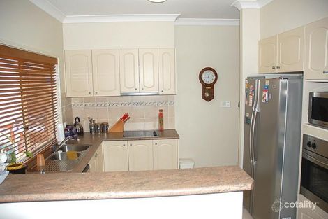 Property photo of 14 Kane Crescent Mansfield QLD 4122