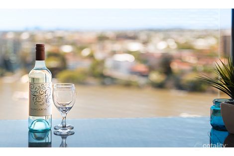 Property photo of 81/2 Goodwin Street Kangaroo Point QLD 4169