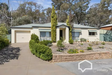 2/8 Derby Gr, Flora Hill, VIC 3550