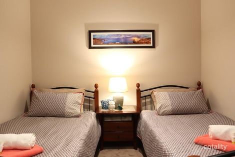 506/233-239 Collins St, Melbourne, VIC 3000