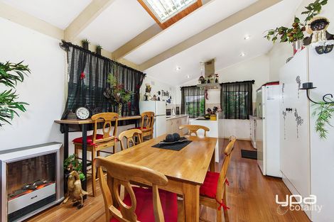 Property photo of 42 Pinoak Street St Albans VIC 3021