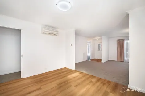 Property photo of 9 Walker Court Warrnambool VIC 3280