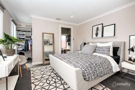 Property photo of 2/1032 Toorak Road Camberwell VIC 3124