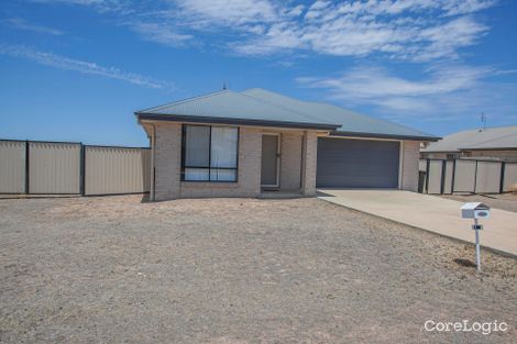 Property photo of 17 Henry Court Tara QLD 4421