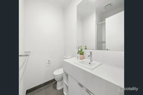 Property photo of 12 Barncroft Crescent Keysborough VIC 3173