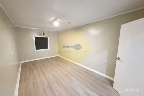 Property photo of 91 Hackett Terrace Richmond Hill QLD 4820