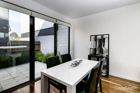 Property photo of 7/5 Yunki Court Ashwood VIC 3147