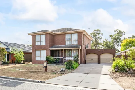 Property photo of 57 Campaspe Crescent Brookfield VIC 3338