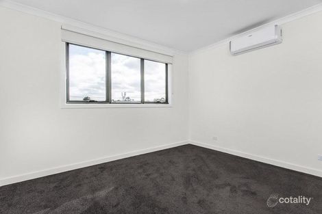 Property photo of 5 Ridley Avenue Avondale Heights VIC 3034