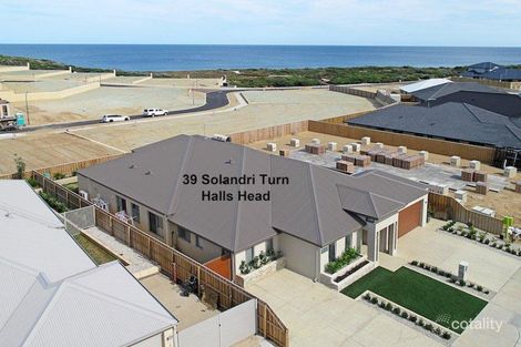 Property photo of 39 Solandri Turn Halls Head WA 6210