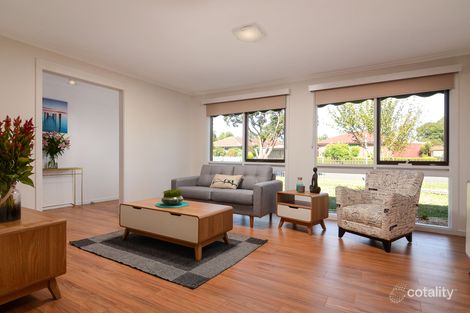 Property photo of 32 Shearwater Drive Carrum Downs VIC 3201