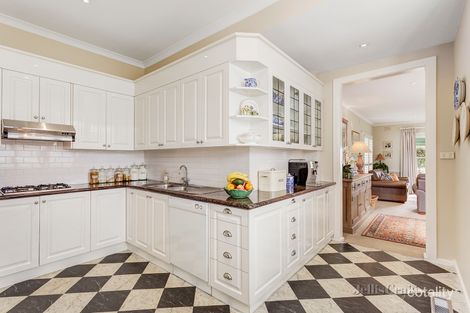 Property photo of 370 Belmore Road Mont Albert North VIC 3129