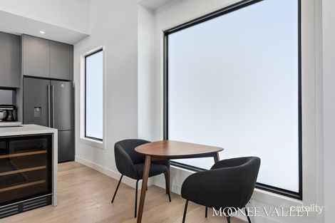 Property photo of 2/590 Bell Street Pascoe Vale South VIC 3044