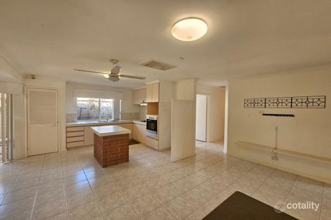 50a Towncentre Dr, Thornlie, WA 6108