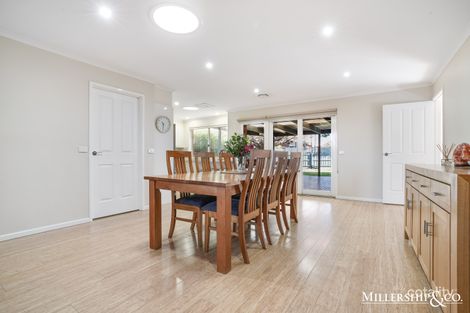 Property photo of 32 John Ryan Drive South Morang VIC 3752