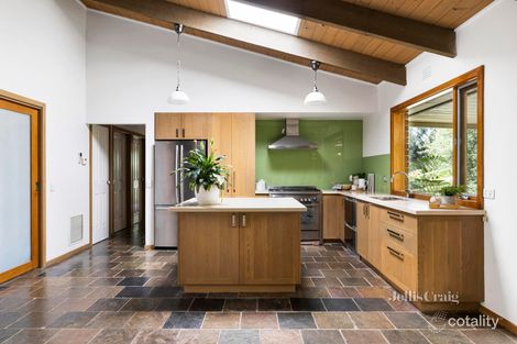 Property photo of 320 St Helena Road St Helena VIC 3088