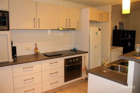 Property photo of 2/42 Margaret Street Southport QLD 4215