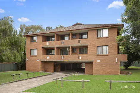 Property photo of 2/10-12 Birmingham Street Merrylands NSW 2160