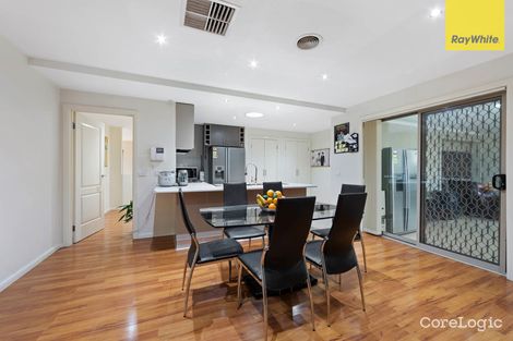 Property photo of 5 Cunningham Chase Burnside Heights VIC 3023