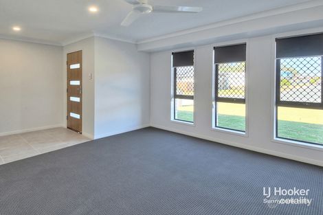 Property photo of 8 Fiveways Circuit Park Ridge QLD 4125