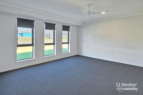 Property photo of 8 Fiveways Circuit Park Ridge QLD 4125