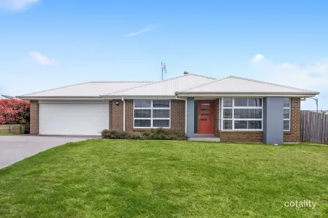 2 Wiles Pl, Moss Vale, NSW 2577