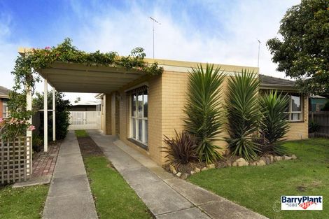 6 St Albans St, St Albans Park, VIC 3219