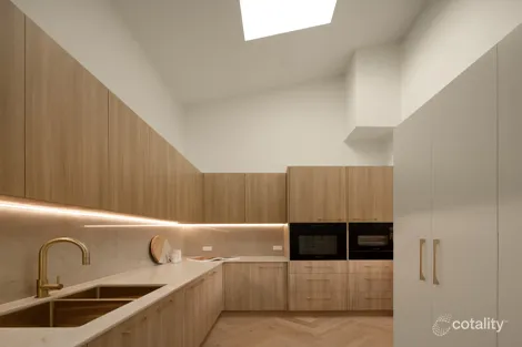 Property photo of 15 Cambridge Close The Gap QLD 4061