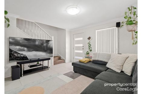 Property photo of 4/32 Canberra Street Oxley Park NSW 2760