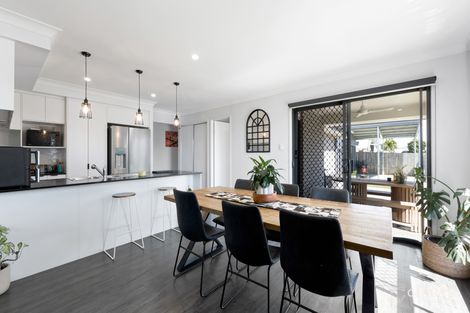 Property photo of 25 Moreton Drive Rural View QLD 4740