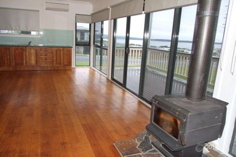 Property photo of 2 Panorama Drive San Remo VIC 3925