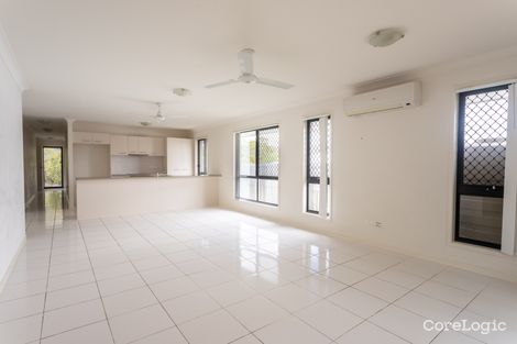 Property photo of 9 Rise Circuit Pacific Pines QLD 4211
