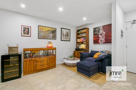 Property photo of 7/25 Byron Street North Melbourne VIC 3051
