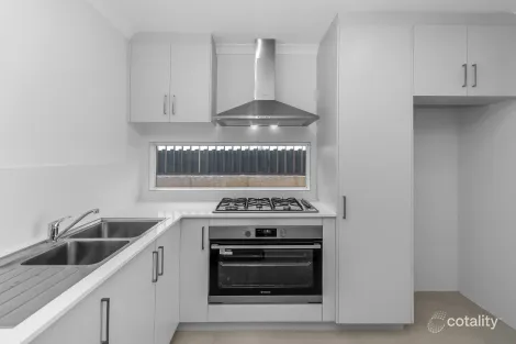 Property photo of 13 Lucent Approach Eglinton WA 6034