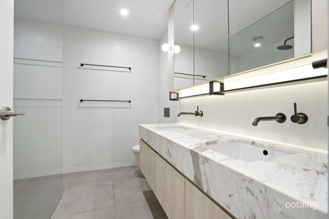 Property photo of 3/2A Kenilworth Grove Glen Iris VIC 3146
