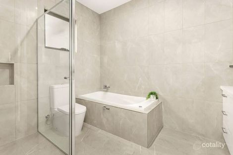 Property photo of 1/17 Fernlea Crescent Doncaster East VIC 3109