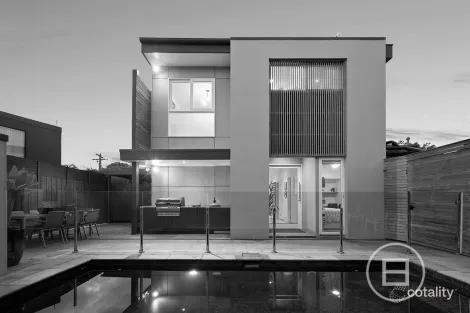 Property photo of 4 Gellibrand Road Port Melbourne VIC 3207