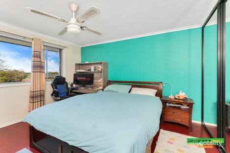 Property photo of 21 Salamaua Place Glenfield NSW 2167