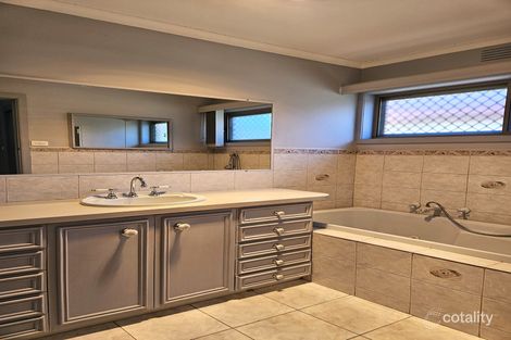 Property photo of 44 Manson Drive Melton South VIC 3338