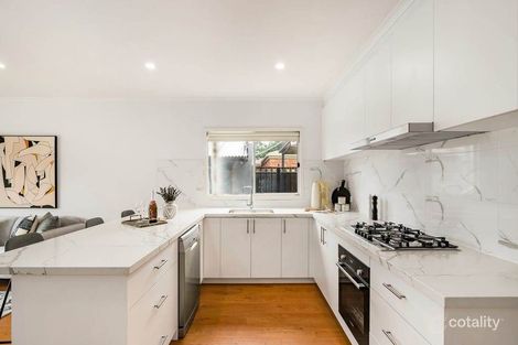 Property photo of 6 Shanahan Crescent McKinnon VIC 3204