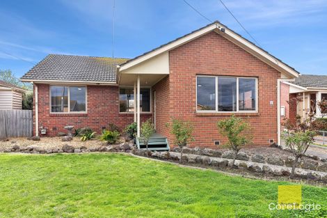 Property photo of 8 Fidge Crescent Breakwater VIC 3219