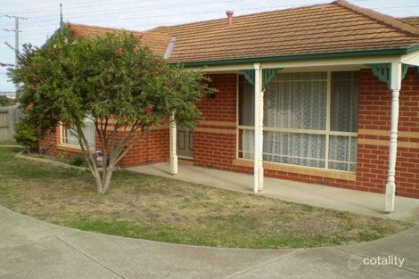 2/68 Mulquiney Cres, Highton, VIC 3216